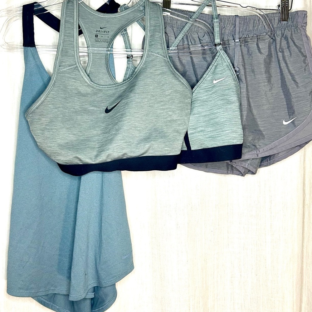 Nike gray size medium bundle